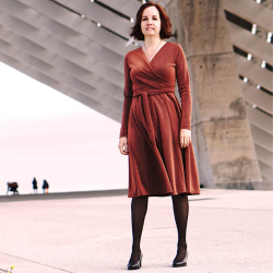 Wardrobe By Me: Wanda Wrap Dress i jersey, str. 30-54