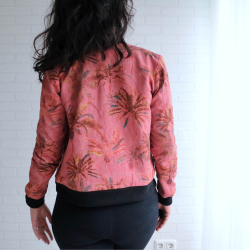 Wardrobe By Me: Amelia Bomber, str. 30-54