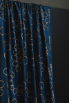 mind the MAKER, økologisk viscose-twill, circle around i farven Ocean med beige cirkler