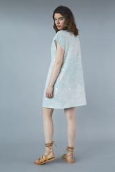 Billede af kaftankjole fra Closet Core Patterns i kort version set skrå bagfra